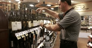 does kroger sell alcohol